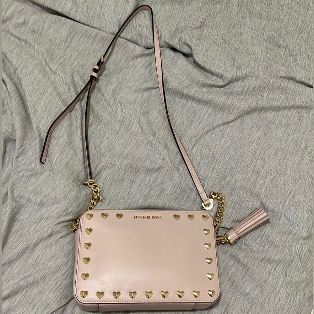 Micheal Kors Crossbody purse